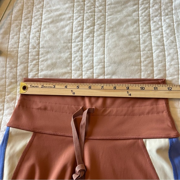 Aerie Offline Goals 7/8 Hi-Rise Peach Leggings. Size Medium. - Picture 8 of 10